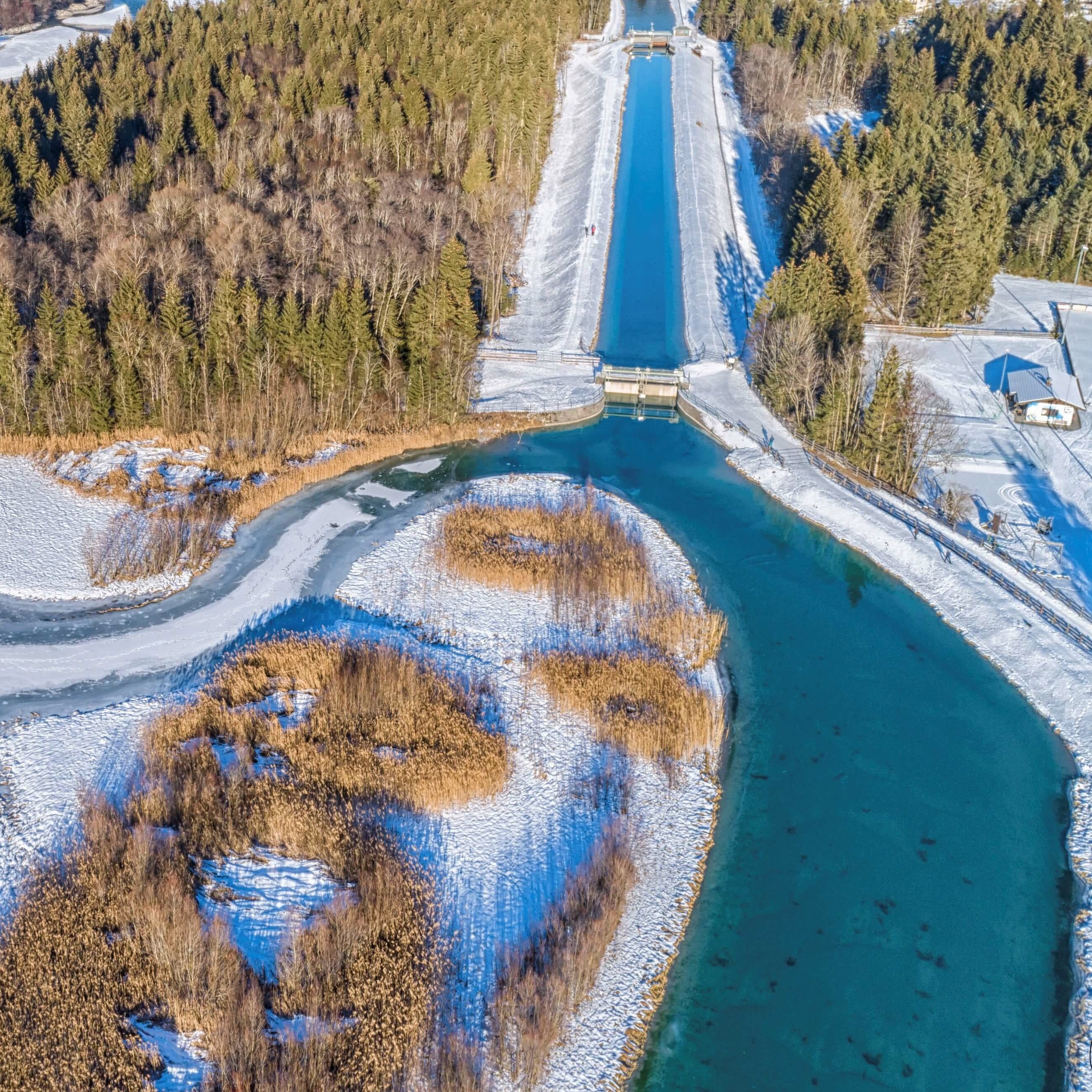 Luftaufnahme Absitzbecken Winter