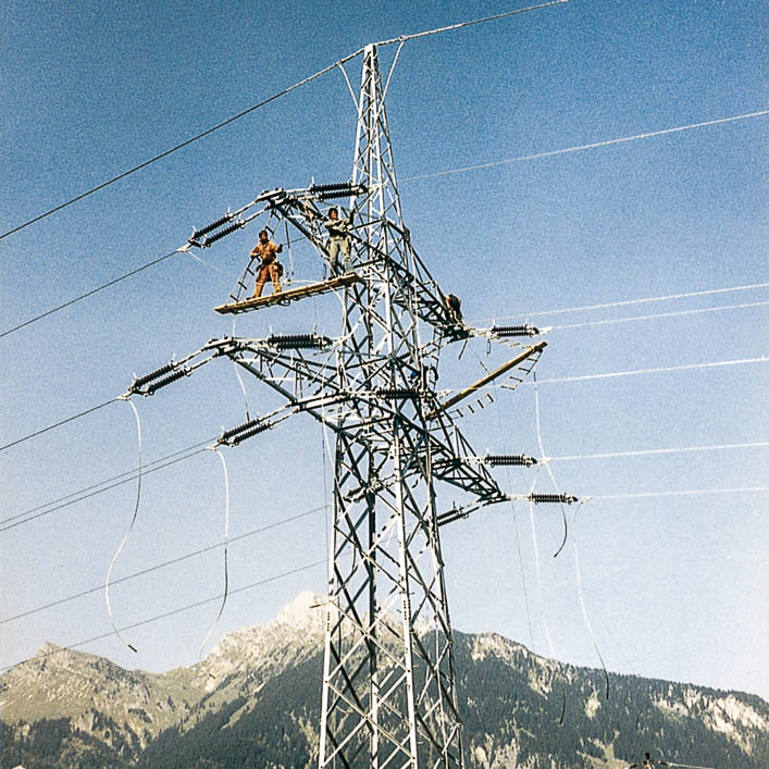 Neue Technik und Errichtung größere Umspannanlagen